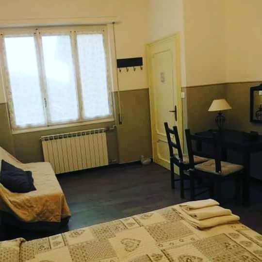 Ai Tre Limoni Bed & Breakfast Varazze Bagian luar foto