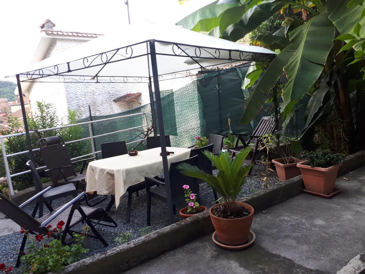 Ai Tre Limoni Bed & Breakfast Varazze Bagian luar foto